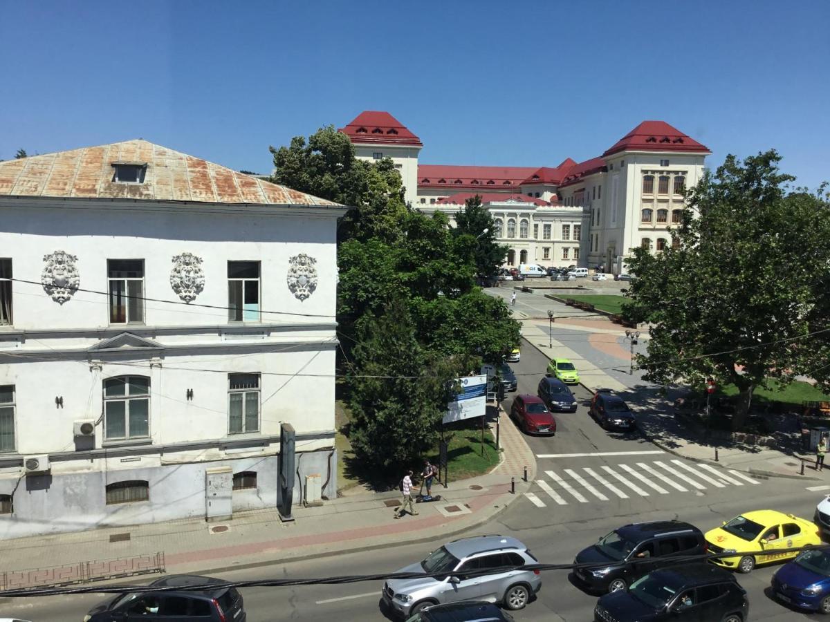 White Dream Suites Iasi Exteriér fotografie