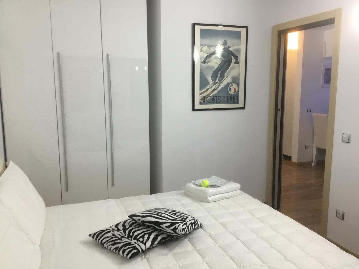 White Dream Suites Iasi Exteriér fotografie